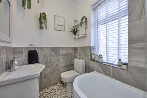 Photo 32- click for photo gallery